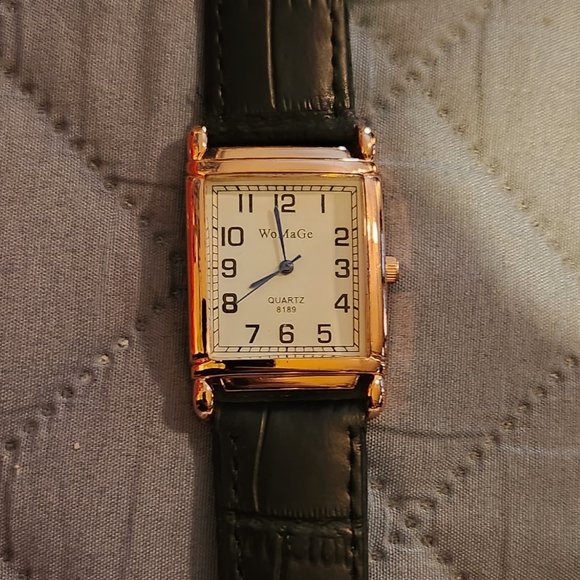 Watch - Picture 1 of 3
